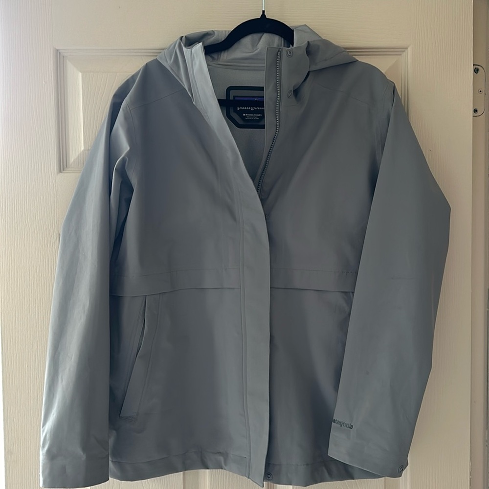 Patagonia Light Gray Waterproof Hooded Women's Jacket